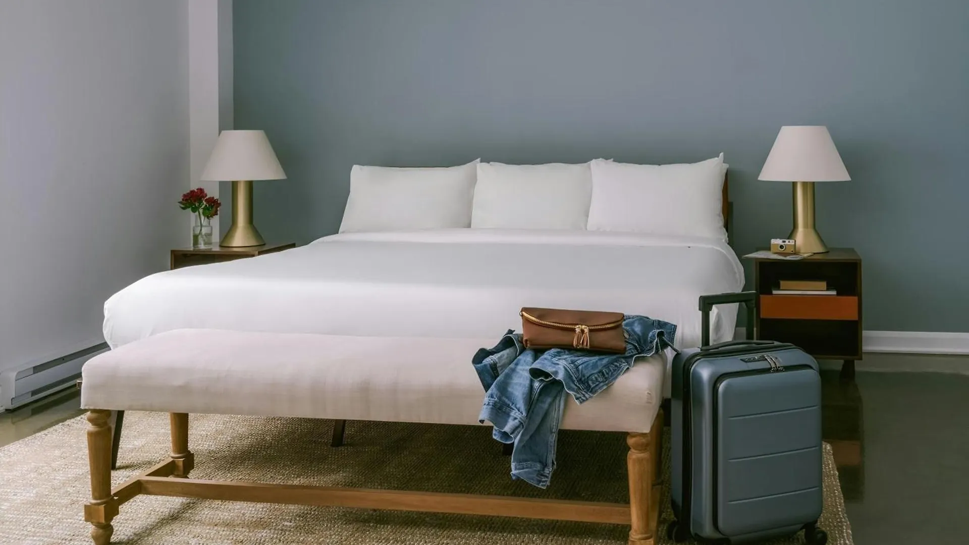 **** Aparthotel Sonder By Marriott Bonvoy Penny Lane Apartments Old Montreal Canada