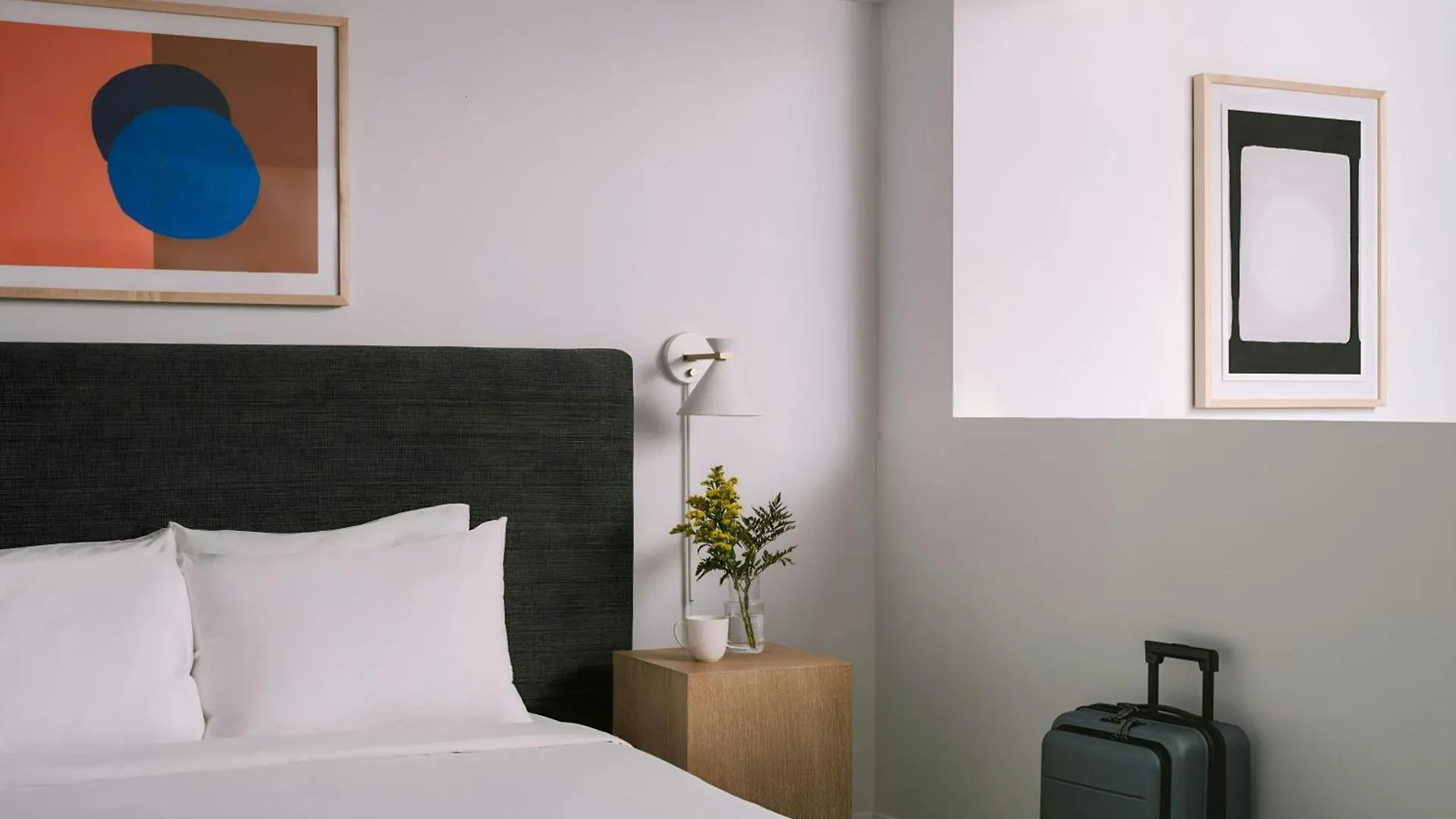 Sonder By Marriott Bonvoy Penny Lane Apartments Old Montreal 4*,  Canada