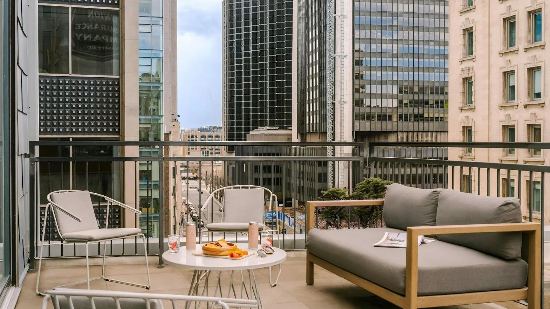 Sonder By Marriott Bonvoy Penny Lane Apartments Old Montreal 4*,  Canada
