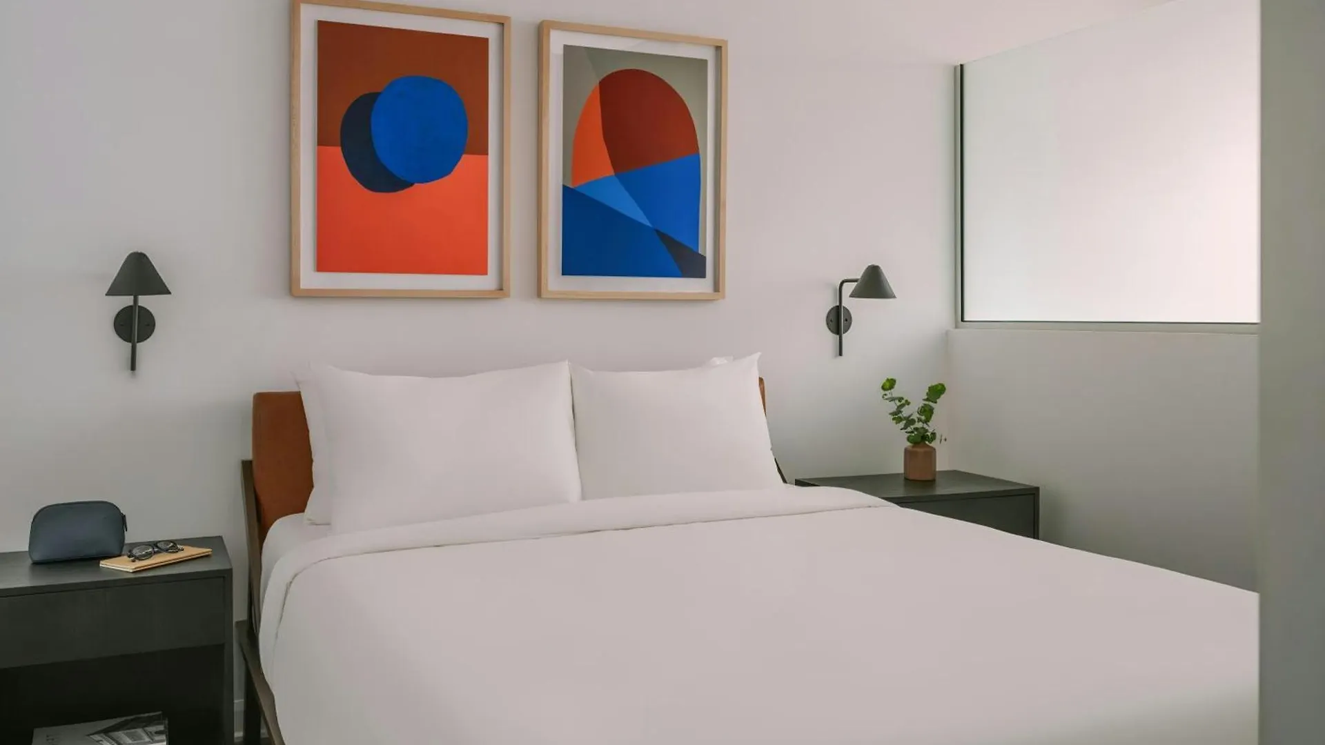 Sonder By Marriott Bonvoy Penny Lane Apartments Old Montreal Aparthotel